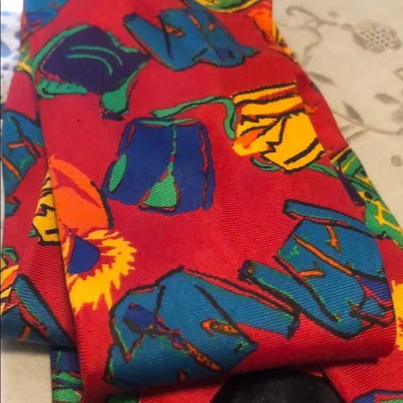 Used tie by gap - Picture 5 of 5